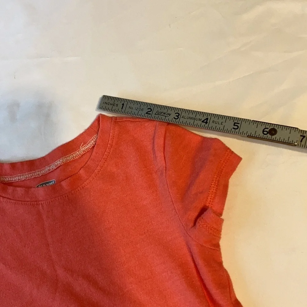 OLD navy toddler girls t shirt size 2 T